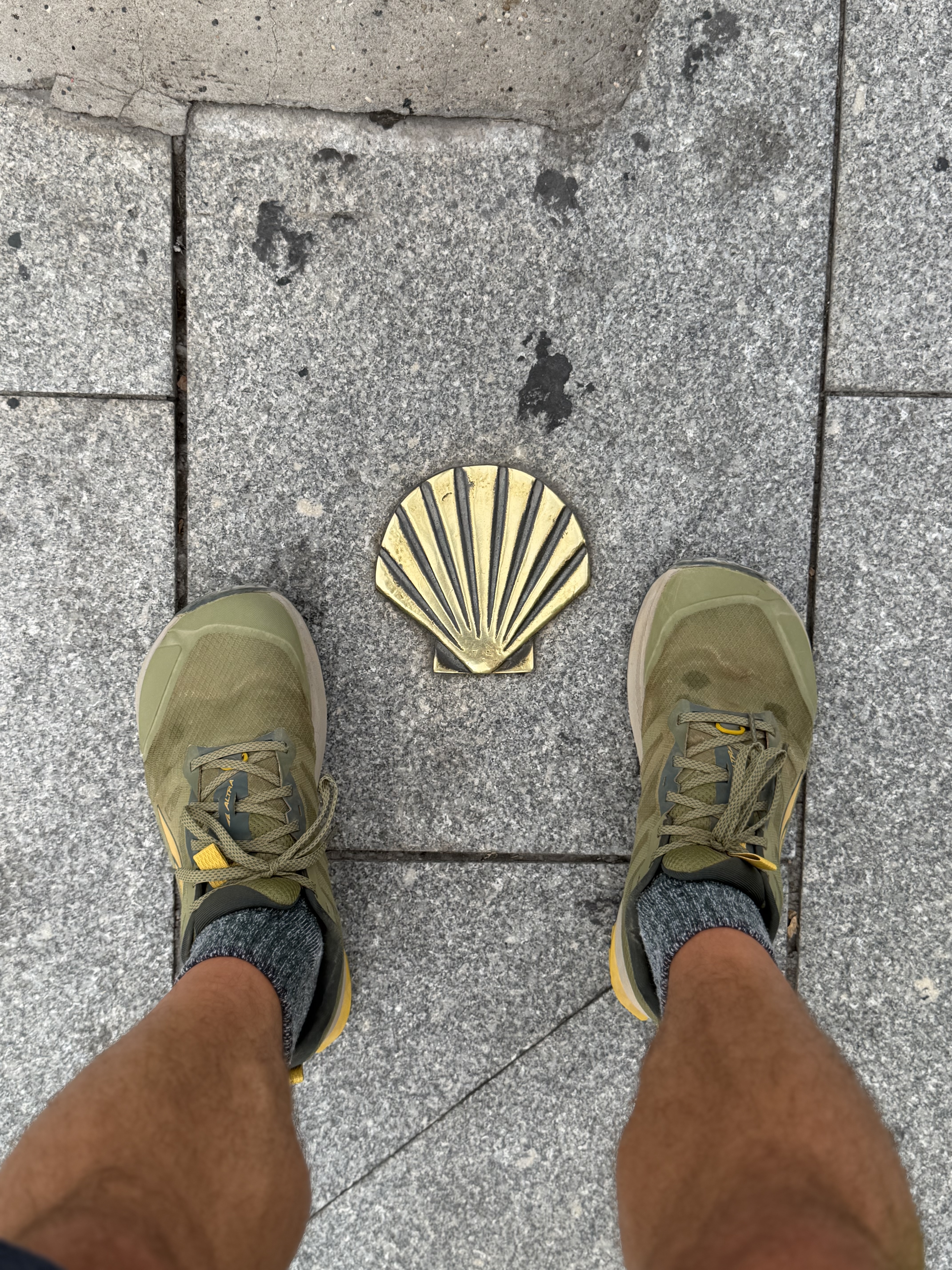 Multiple Camino routes traverse Spain. I encountered the Camino del Ebro in Zaragoza. 